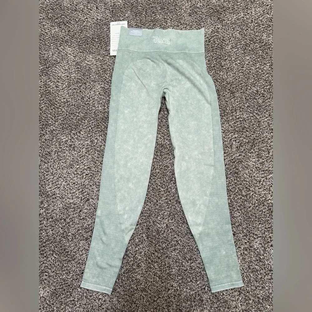 Pink seamless workout tight legging - Picture 5 of 5